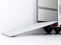 Vorschau: Vezeko Kofferanhänger 180x301cm Höhe:205cm 2,7t|Rampe|schwarz Vorschau: Vezeko Kofferanhänger 180x301cm Höhe:205cm 2,7t|Rampe|schwarz