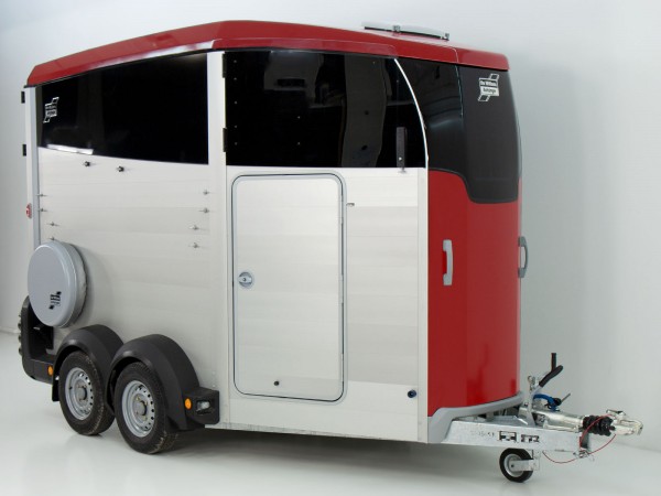 Ifor Williams Pferdeanhänger HBX 511|Sattelkammer|neues Modell|rot