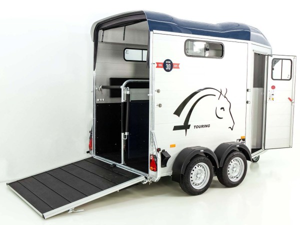 Cheval Liberte Pferdeanhänger Touring Jumping V1 |Pullman-Fahrwerk|Sattelkammer|blau