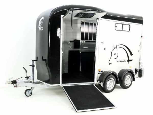 Cheval Liberte Pferdeanhänger Touring XL Country|Sattelkammer|Frontausstieg|schwarz
