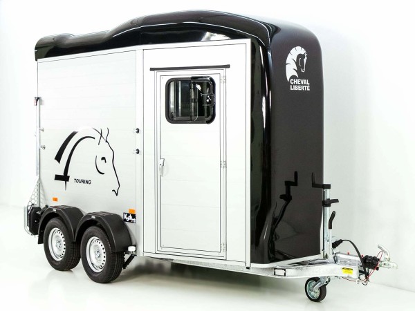 Cheval Liberte Pferdeanhänger Touring Country ECO|Pullman-Fahrwerk|Frontausstieg|schwarz