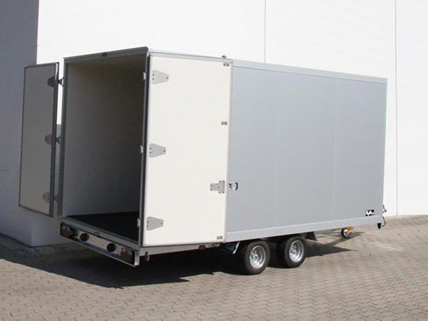 Unsinn Kofferanhänger UK 204x426cm Höhe:210cm 3,0t