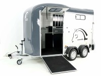 Cheval Liberte Pferdeanhänger Touring XL Country|Sattelkammer|Frontausstieg|grau