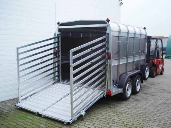 Ifor Williams Viehanhänger TA510 178x311 Höhe:183 3,5t|Rampe/Tür