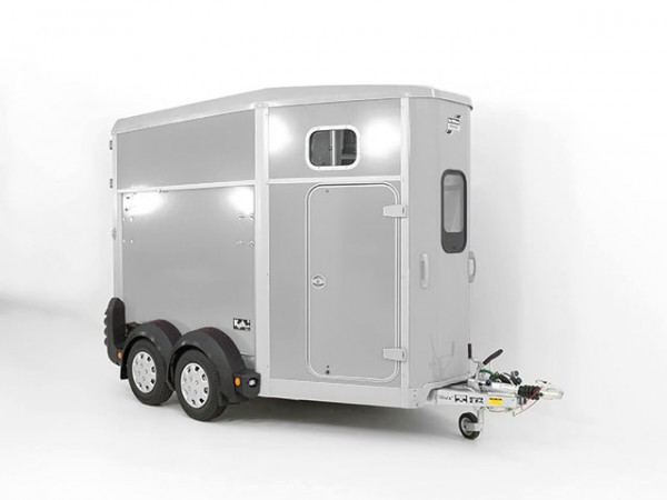 Ifor Williams Pferdeanhänger HB506|Sattelkammer|Silber