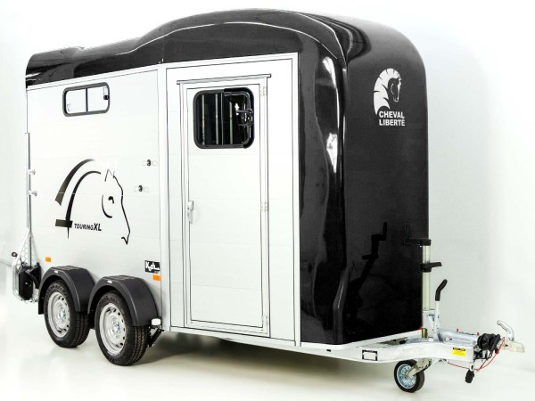 Cheval Liberte Pferdeanhänger Touring XL |Sattelkammer XXL|schwarz